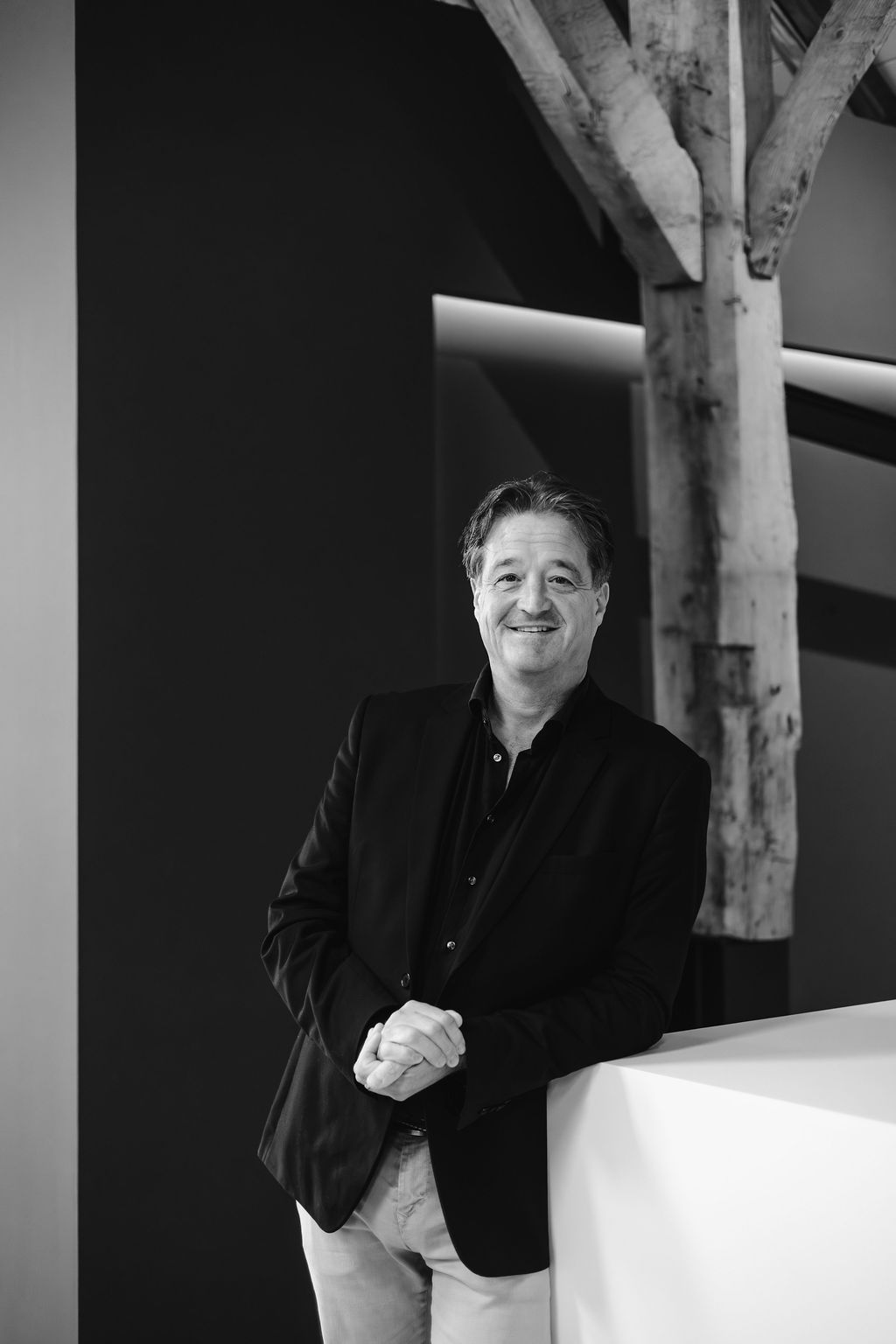 Wildenberg interieurarchitect interiorarchitect Stan van den Wildenberg kantoor bar Baanbeelden