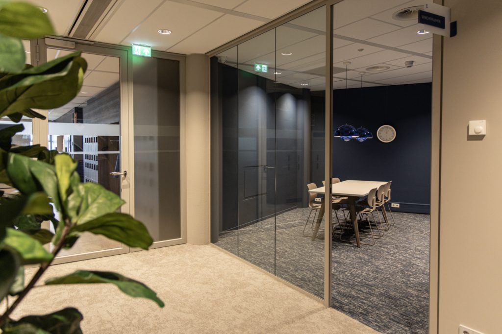interieurarchitect Wildenberg SVPB Hoekerd fotografie kantoor examen centrum trainingsruimte lokaal