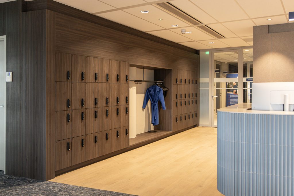 interieurarchitect Wildenberg SVPB Hoekerd fotografie kantoor receptie ruimte lockers