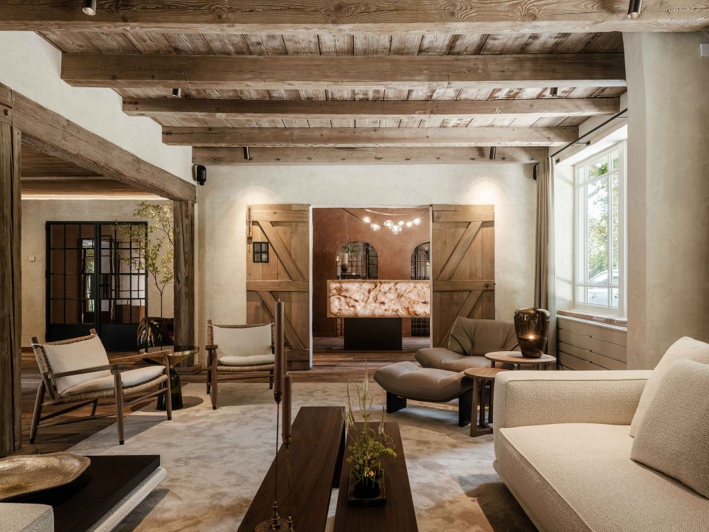 interieurarchitect-woonboerderij-woonkamer-schuifdeuren-onyxbar